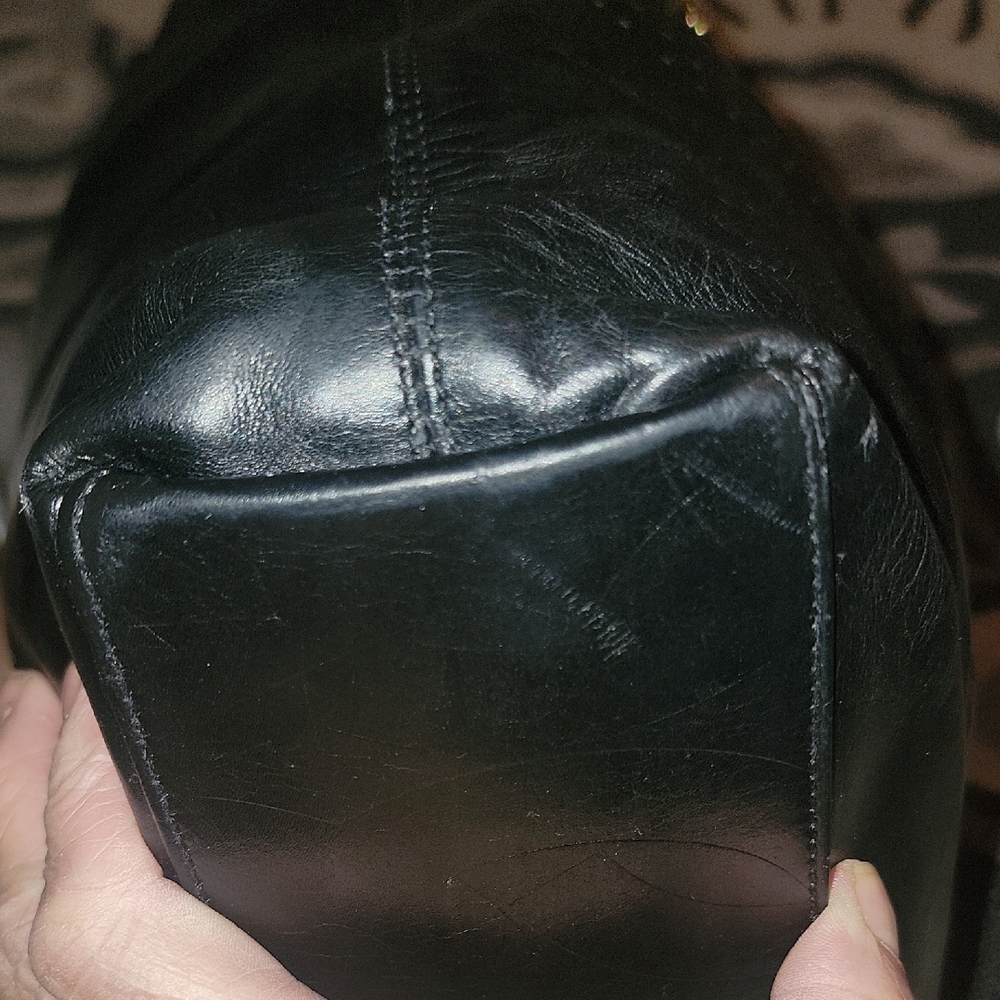 OFFERS EXCEPTED...CHANEL VINTAGE LARGE LAMBSKIN LEATHER TOTE !AUTHENTIC - Picture 7 of 11
